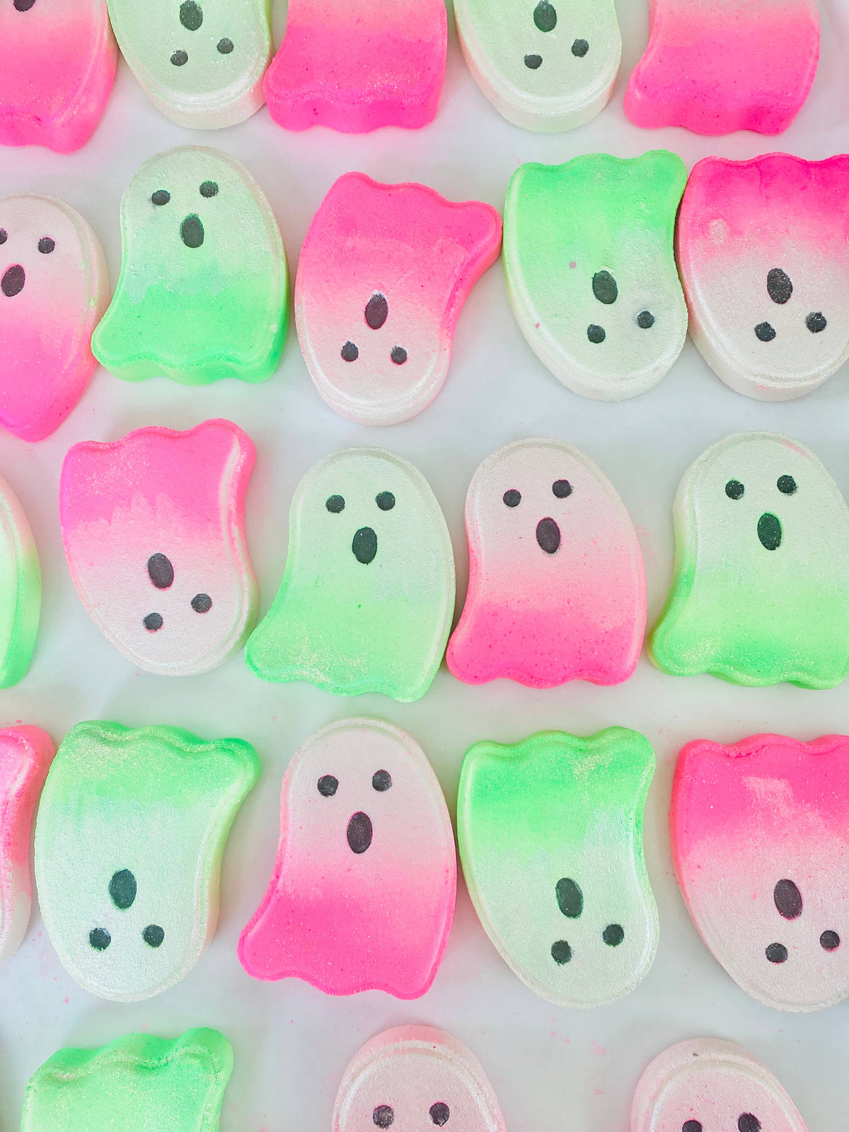 Spooky Ghost Halloween Bath Bomb