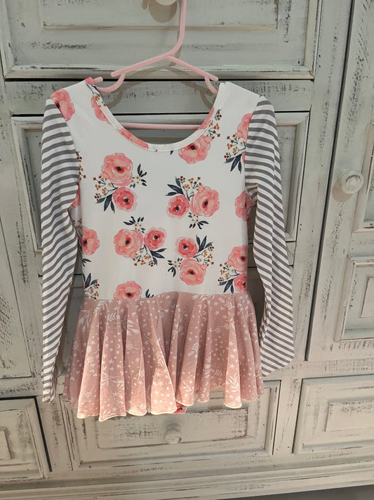 Leo Luvs Long Sleever Grey/Pink Skirted Leotard