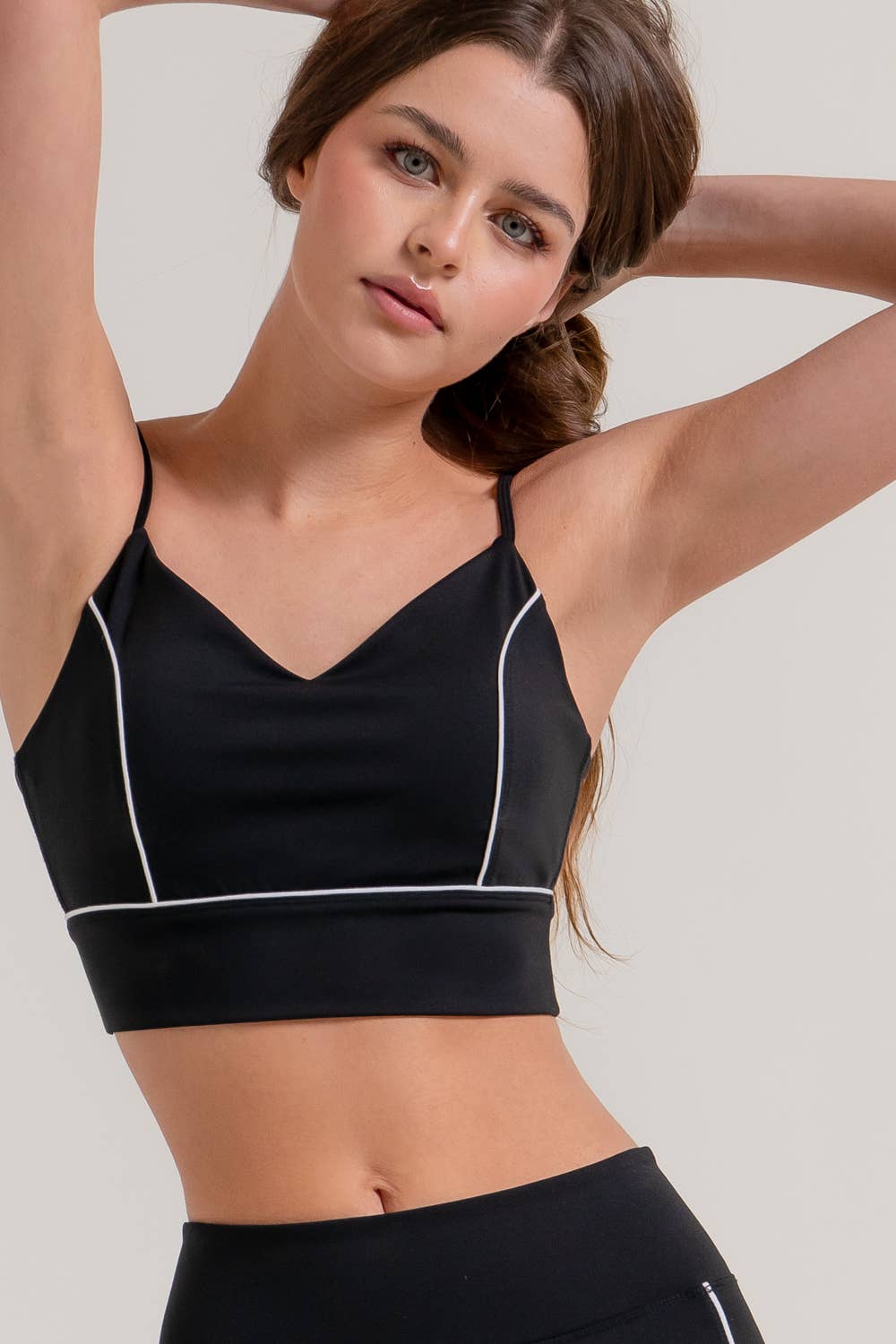 V-Neck with Contrast Piping Detail Workout Cami Bra-Top