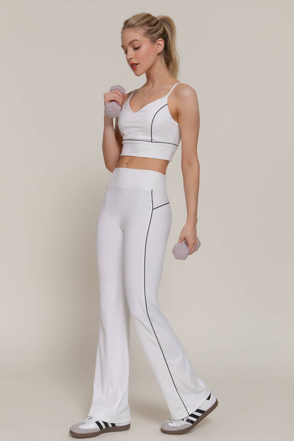 V-Neck with Contrast Piping Detail Workout Cami Bra-Top